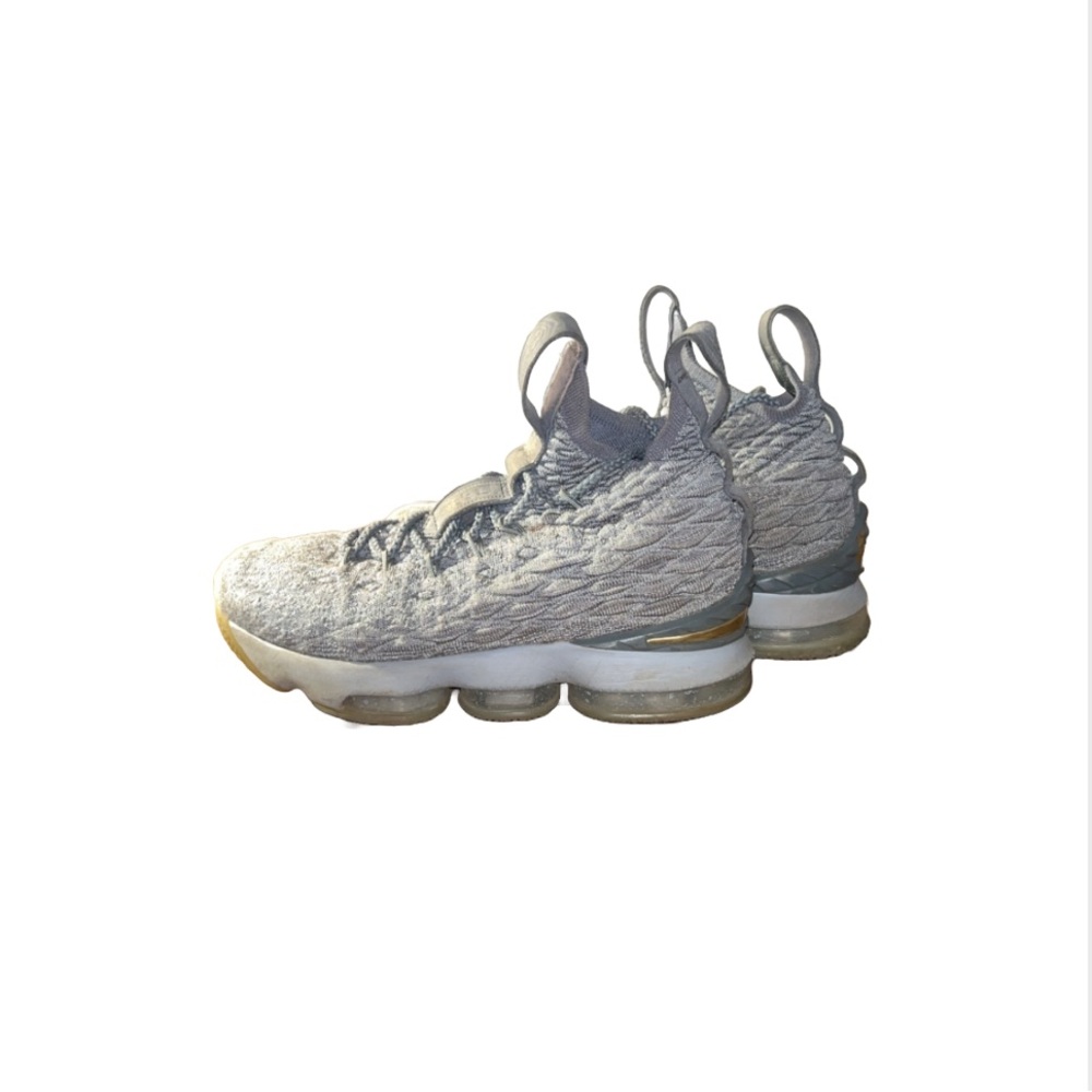 Nike LeBron 15 City Edition